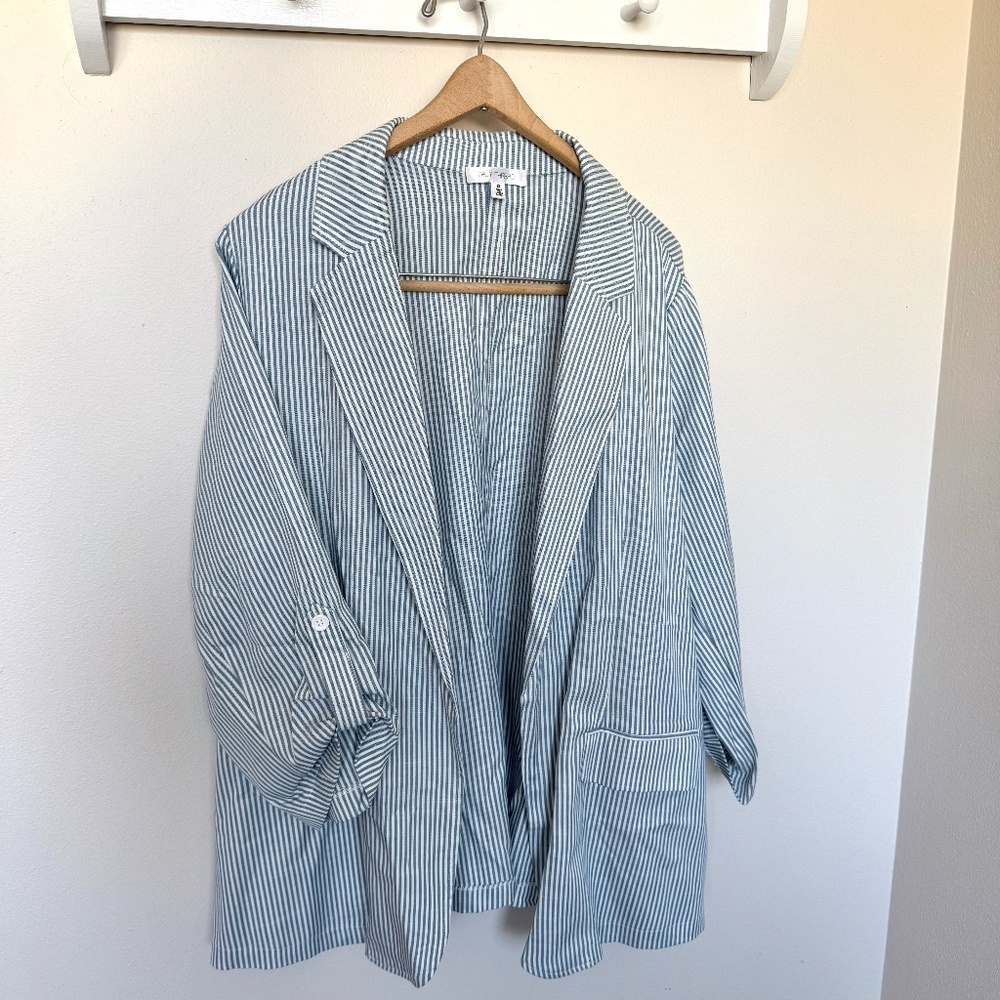 Daily Thread Women's Casual Pin Striped Blazer - Blue and white - 2X